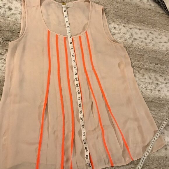 : : LOFT Semi Sheer Sleeveless Blouse : : - Picture 3 of 7